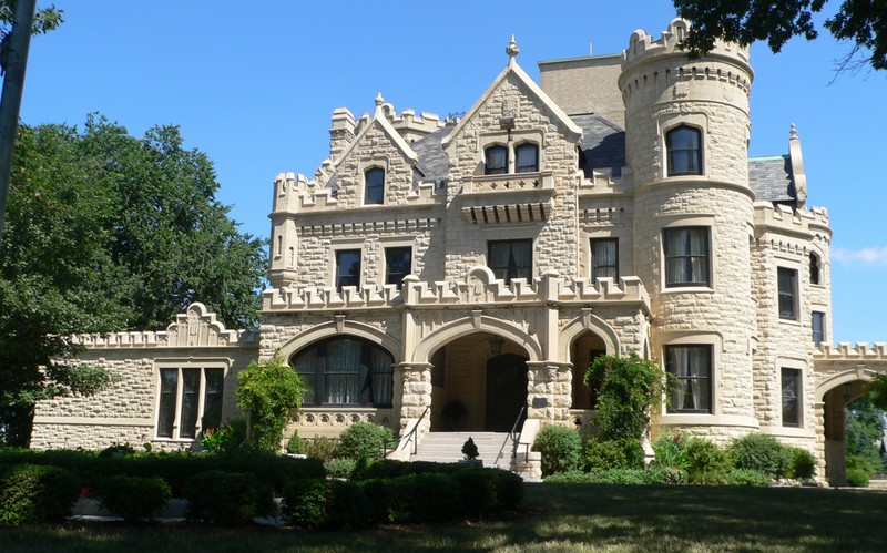 Joslyn Castle from the front