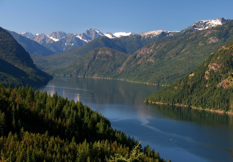 Ross Lake is one of many lakes in the park.