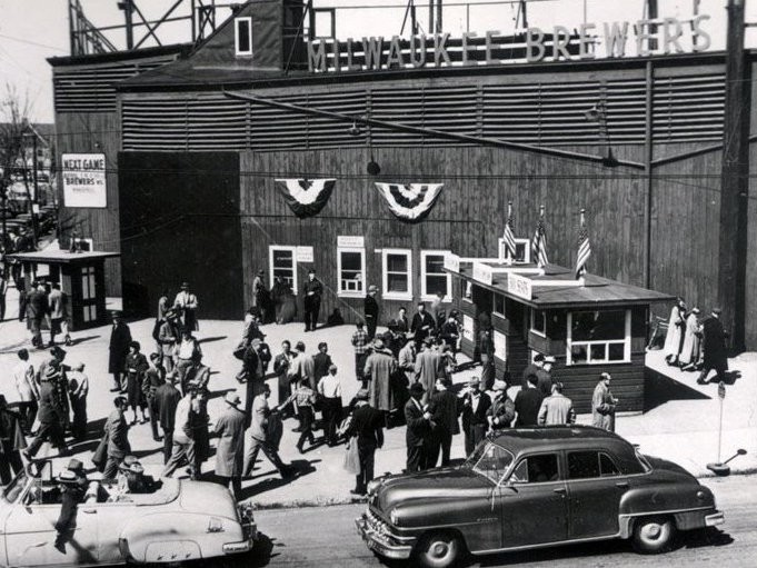 Borchert Field: Milwaukee Bears at the Milwaukee County Historical Society