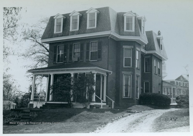 Photograph of the Wade house taken in 1965.