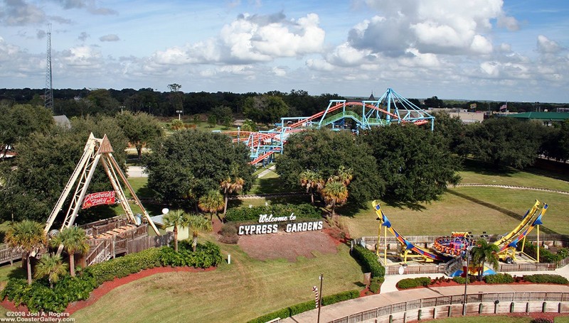 The Park before it was destroyed by Hurricane Charlie and Katrina, and taken over by LegoLand.