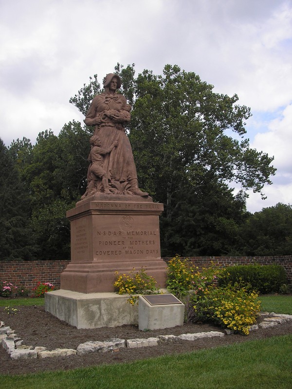 Madonna of the Trail statue in 2nd location (1956-2011): Snyder Park, Springfield, Ohio, 2009