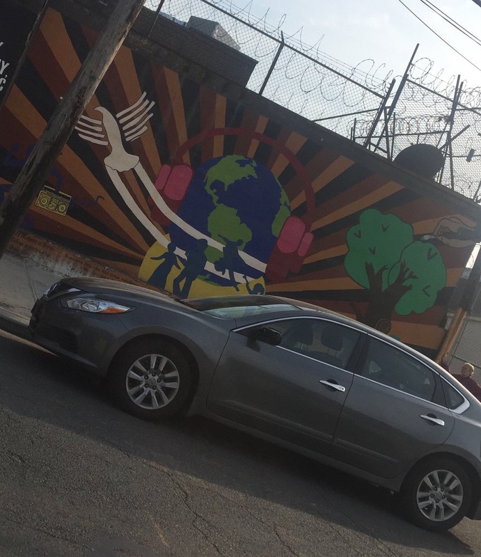 A mural created by DreamYard students on East 165th. (Photograph by author.)