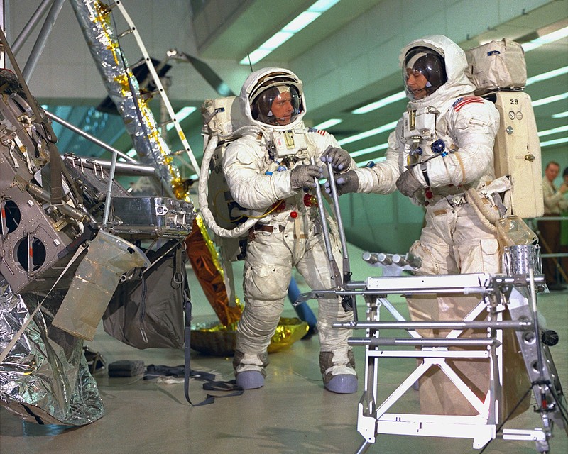 Apollo 12 astronauts Pete Conrad and Alan Bean simulate an EVA (Extravehicular Activity) at the Flight Crew Training Building. Courtesy of NASA.