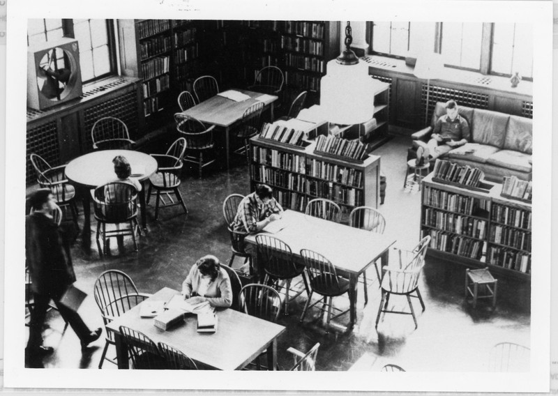 Inside Wills Hall as a library, prior to the creation of Carmichael Library.