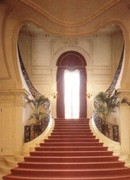 Staircase (photo courtesy of the New York Social Diary)