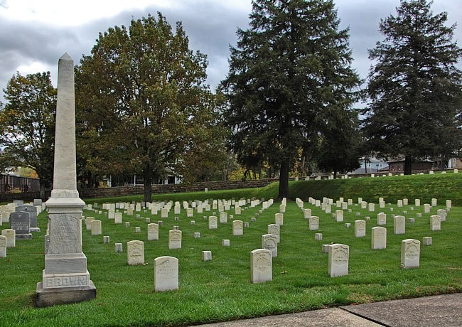 Monument to Thornsberry Brown in the Grafton National Cemetery.