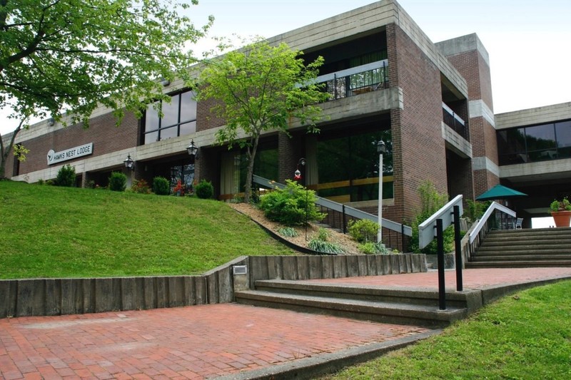 Hawks Nest Lodge. The boxy style of the building is typical of architect Walter Gropius's modern architecture. 