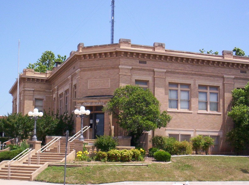 The Lawton Carnegie Library