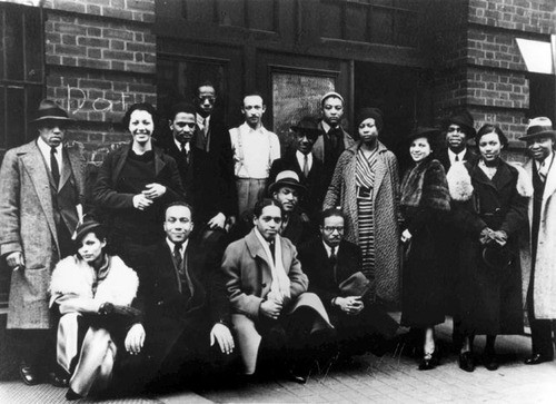 The Harlem Renaissance artists, including Alston, that use the 306 studio.