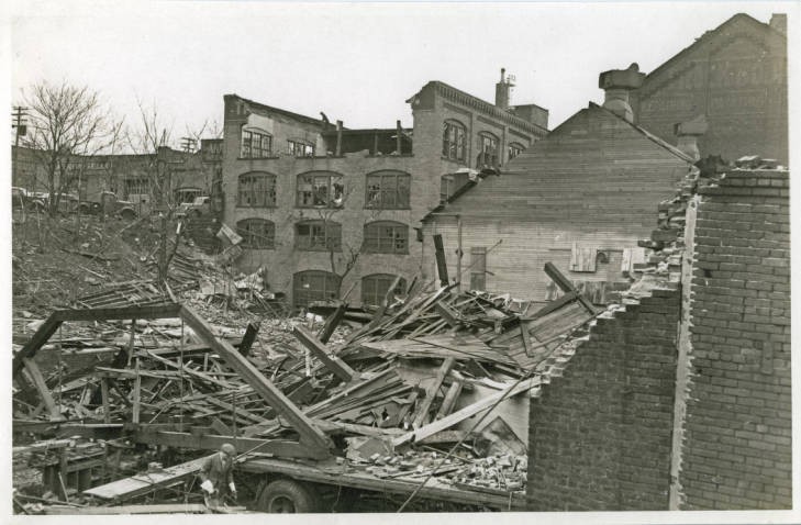 The Selle Building after the 1943 tornado 