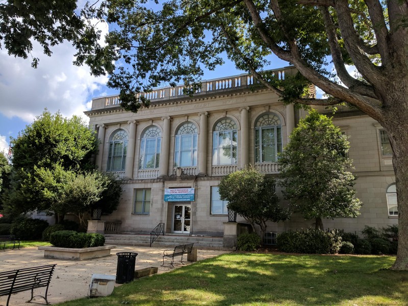 The courthouse was constructed in 1924 and is now home to the History Museum of Catawba County.