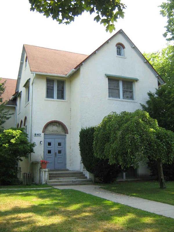 Front Entrance of Roycemore School, Evanston, IL. (Modern Picture)