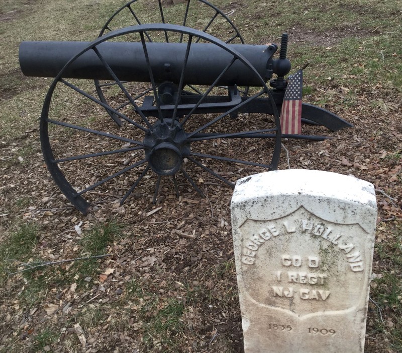 Headstone of George L. Holland, Area G