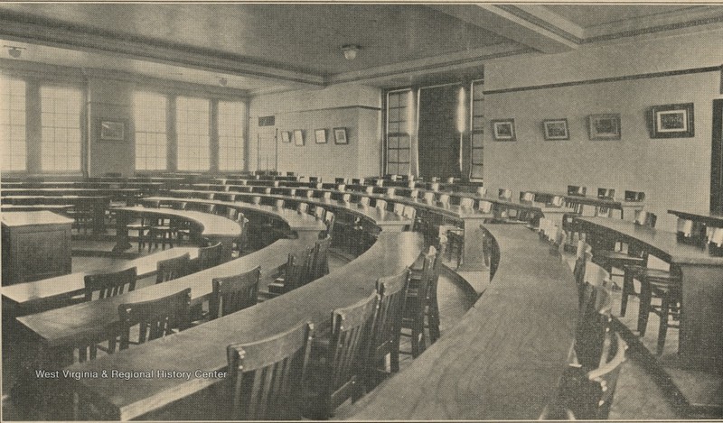 Law School lecture room in 1924, the year after Colson Hall was built.