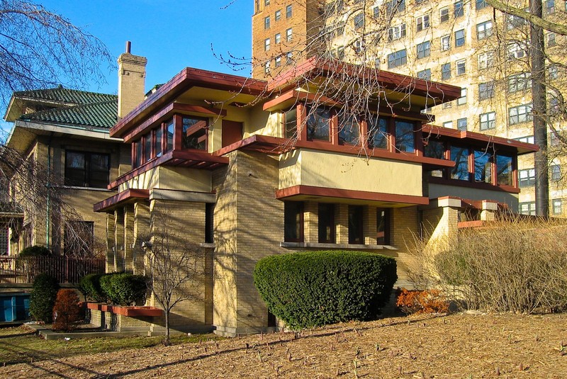 Emil Bach House (1915), Rogers Park neighborhood in Chicago, IL. 