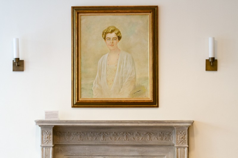 Portrait of Eleanor Roosevelt currently hanging in the Roosevelt House