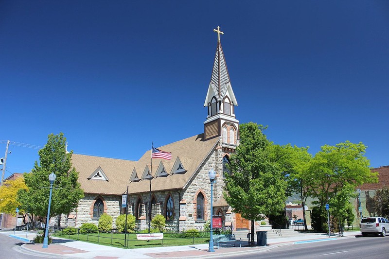 Erected in 1898, Trinity Episcopal Church is the second oldest church in the city after St. Joseph's Catholic Church.