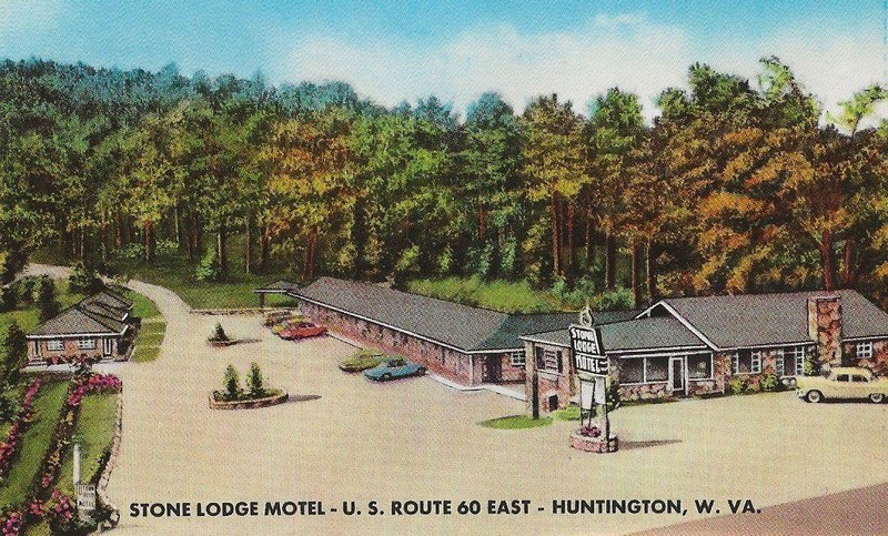Vintage postcard of the Stone Lodge Motel