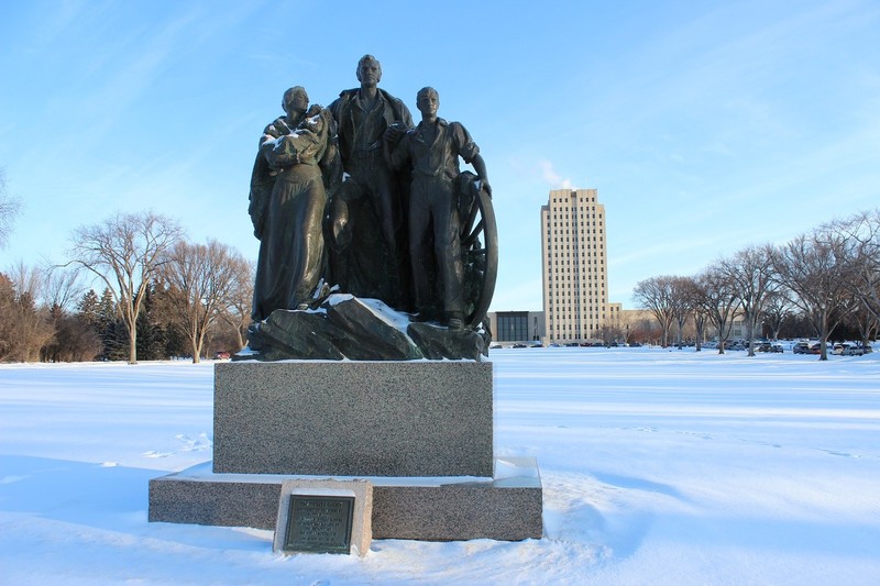 Avard Fairbanks, Pioneer Family Group