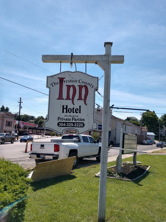 Front Sign along West Main Street. Courtesy of Main Street Kingwood.