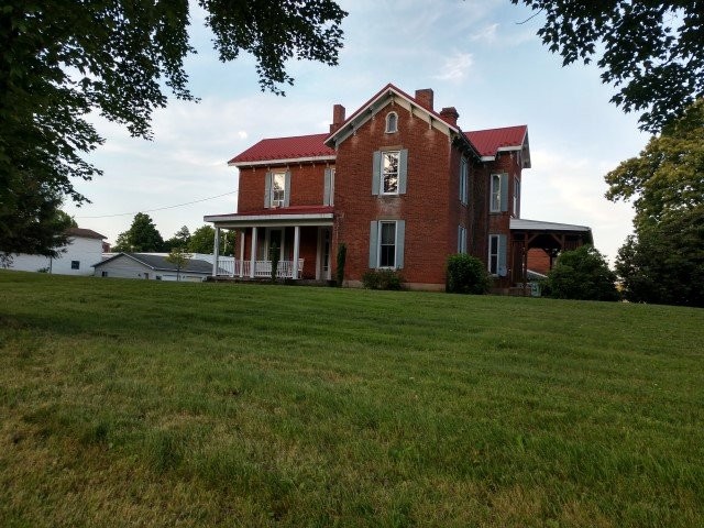 Front view from Tunnelton Street (view from southwest to northeast)