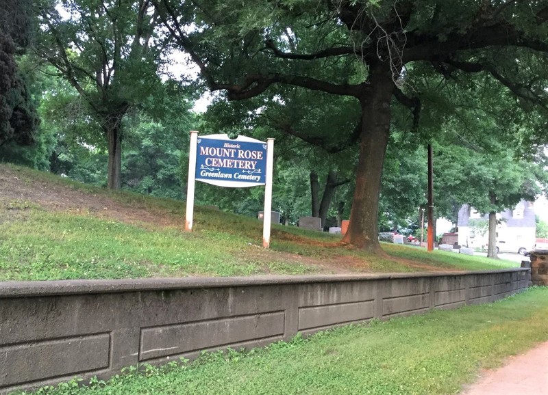 Entrance to Mount Rose Cemetery