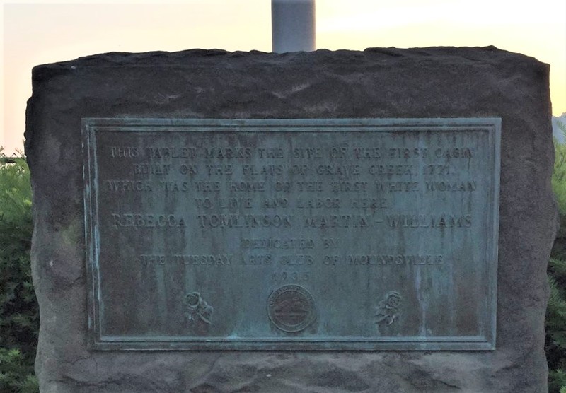 Monument for Tomlinson cabin site.