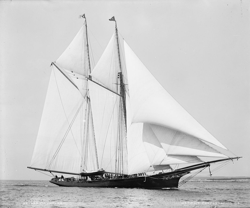Caldwell's schooner, the Dauntless.