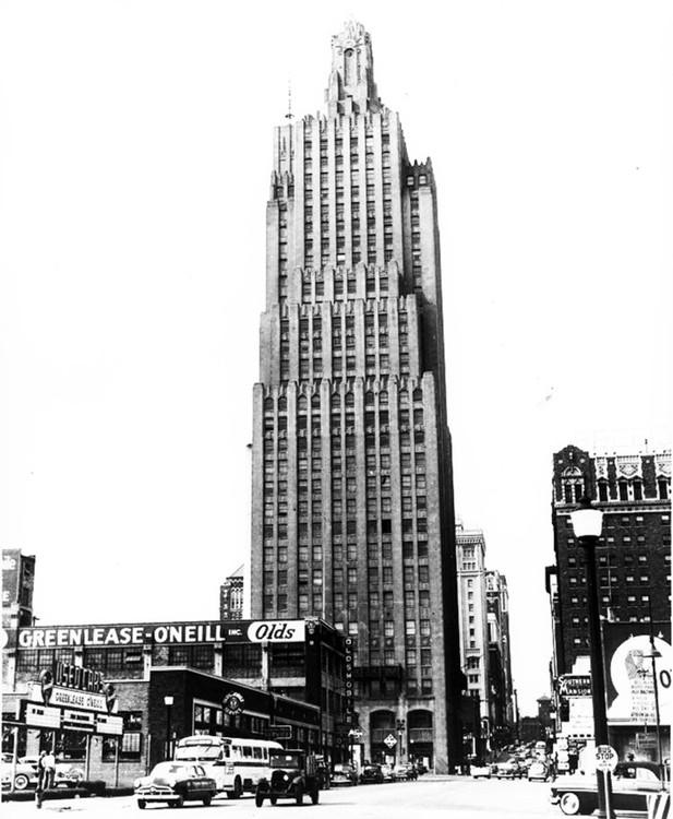 KCP&L Building in the 1930s. Image obtained from Power & Light Apartments. 