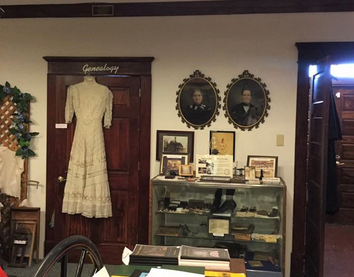 A genealogy room is available to visitors who wish to trace their Marshall County ancestry.
