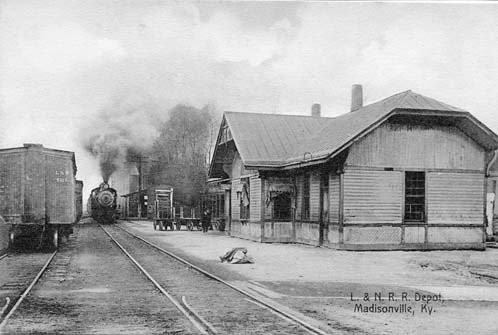 The Louisville-Nashville rail depot in Lebanon Ky, circa 1909. This is the building in which Hanson and his men most likely held out in for