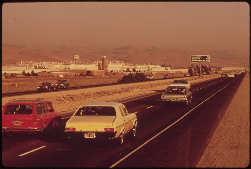 A view of the north side of the plant from the 880 Freeway in 1972. National Archives.
