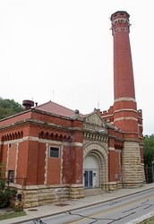 Notice the similar architecture in Eden Park's Standpipe and Station no. 7, seen here.