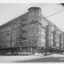 The Coates House Hotel circa 1950, after the Great Depression. The Great Depression marked the beginning of the hotel's decline.