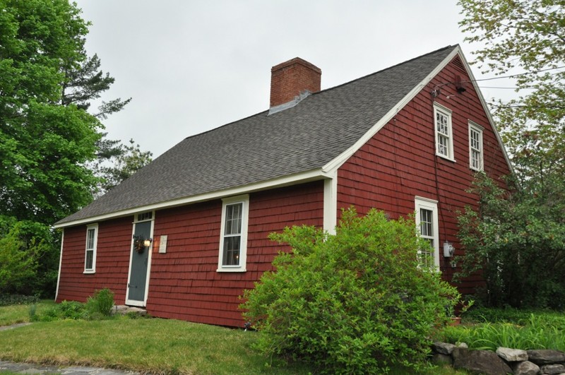 The Killicut-Way House is thought to be the oldest house, or one of the oldest, houses in Nashua.