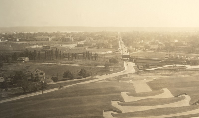 A 1920s view of Alexandria, Virginia, from above Shuter’s Hill.