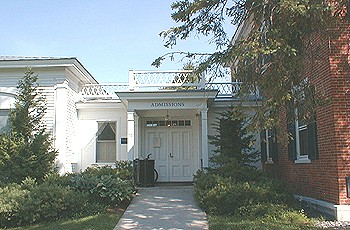 The rear addition to the house offers another entrance to Middlebury College's Office of Admissions.