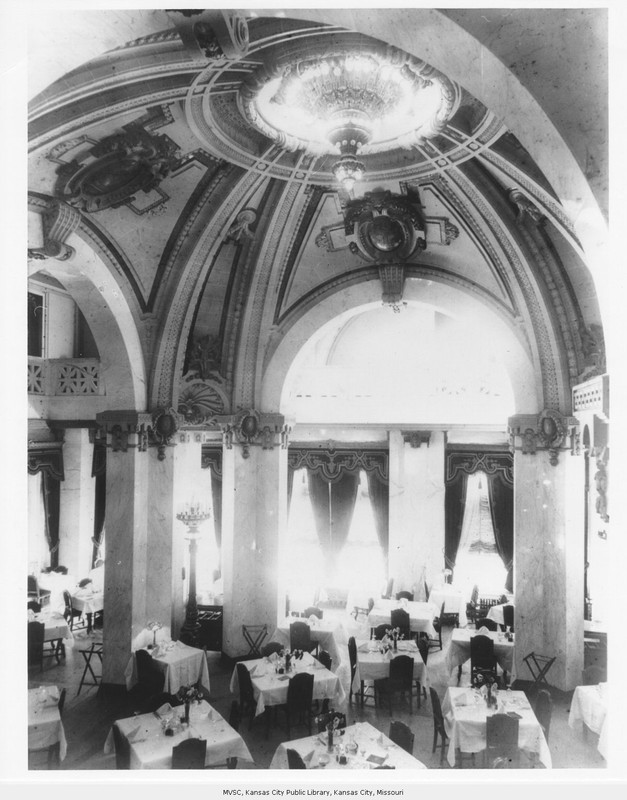 Dining hall in 1926. Image courtesy of the Missouri Valley Special Collections.