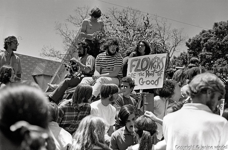 Community activists protest in support of the "People's Park" and "People's Park Annex" (May 30, 1969)
