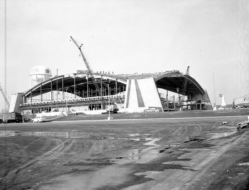 Construction of Alumni Coliseum, January 1963.  EKU Photograph Collection.