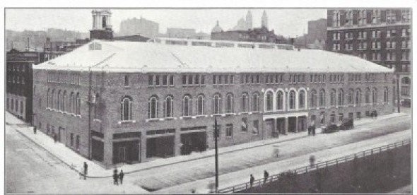 Seattle Ice Arena 1915/David Eskenazi Collection