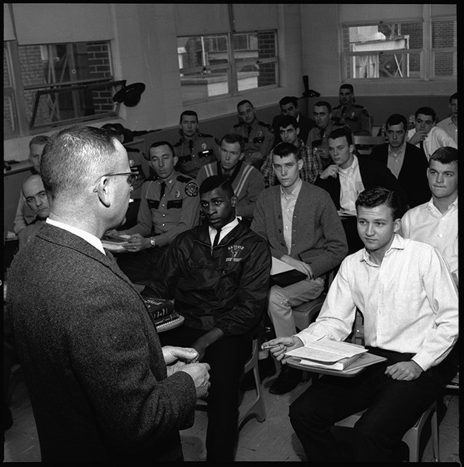 Robert Posey teaching a law enforcement class, 1966. EKU Negative Collection