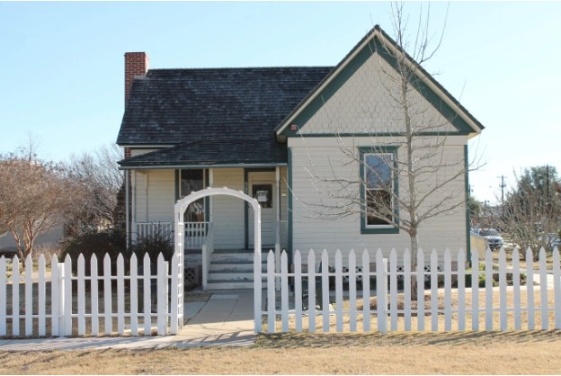 The Quakertown House