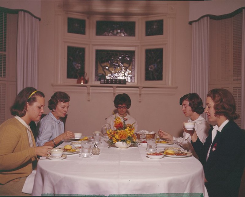 Home management students inside the Turley House, 1966.  EKU Color Transparencies.