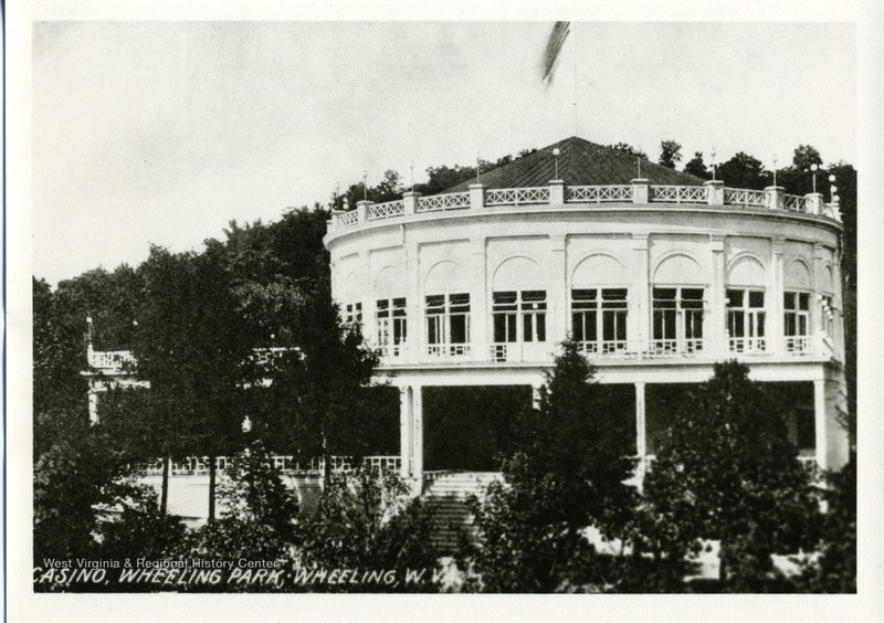 Building, Plant, Sky, Facade