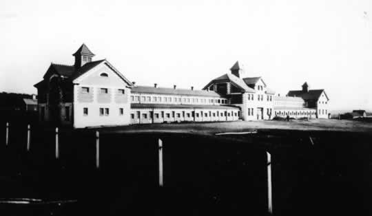 This is the O.C. Barber Piggery as seen from Robinson Ave. This lavish barn, nicknamed the "Pork Palace" was the last major barn completed on the Anna Dean Farm.