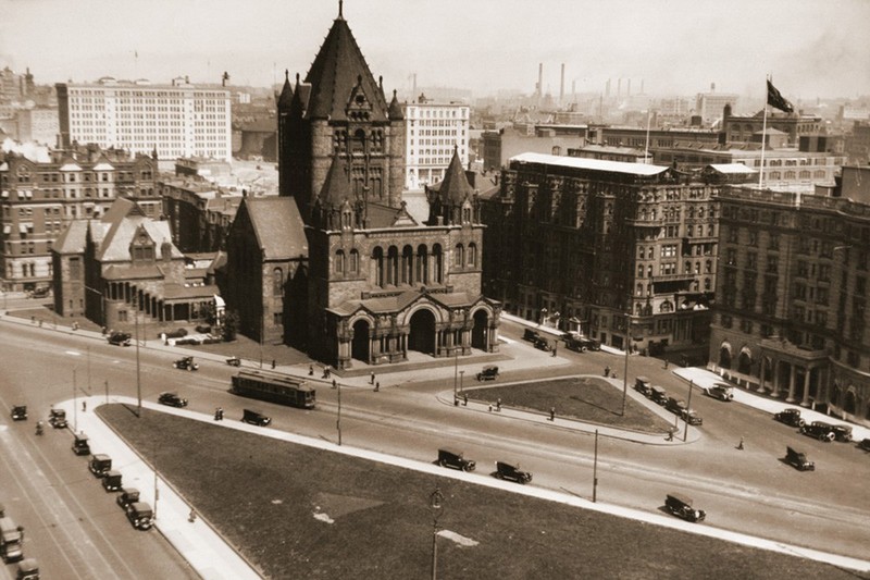 Copley Square before its remastering, with Huntington Ave. bisecting it.