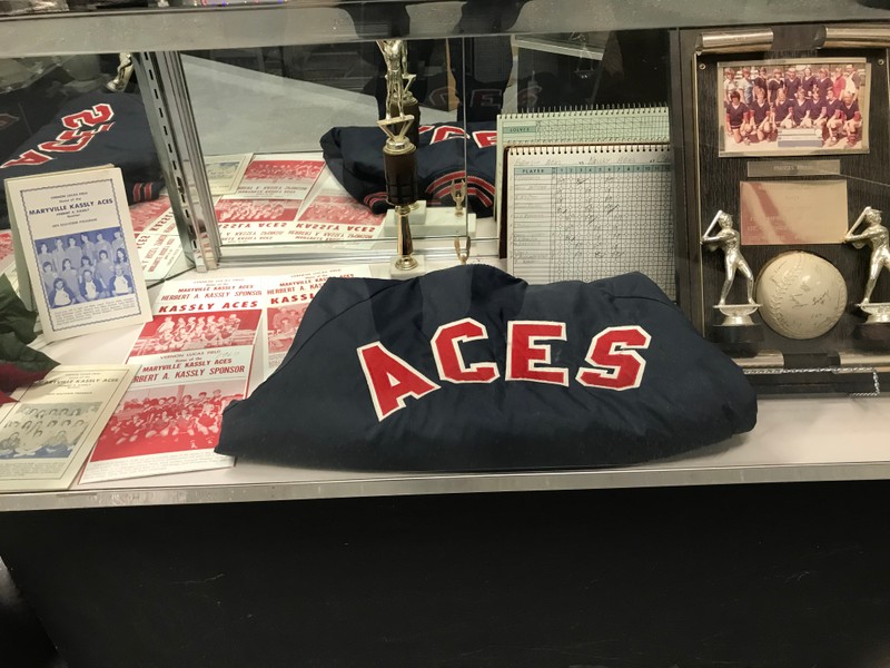 Maryville Kassley Aces, AAU women’s softball team amazed hundreds throughout the summer with their hitting & fielding talents in the 1960s-1980s.
