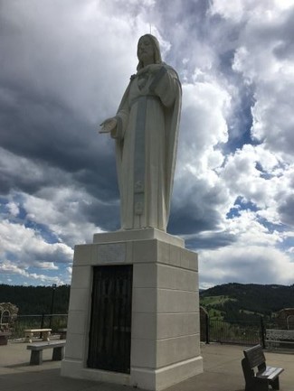 This statue of Jesus Christ is 22 feet tall.